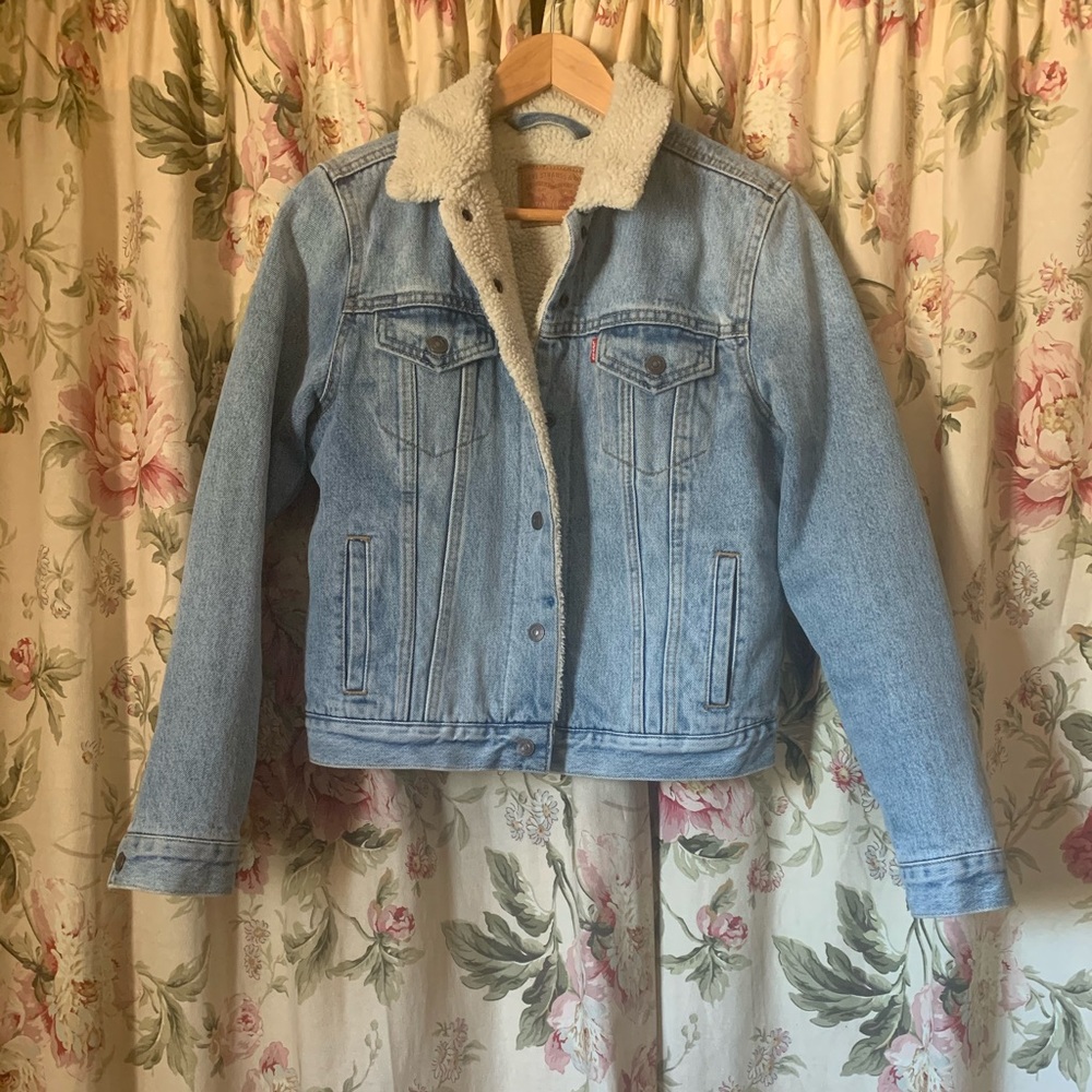 Levi’s  Sherpa Fleece Lined Denim Jacket